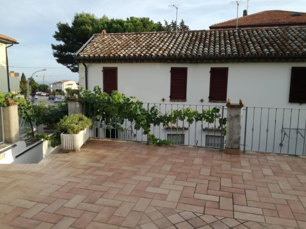B&B Capo Le Vigne Sirolo Exterior foto